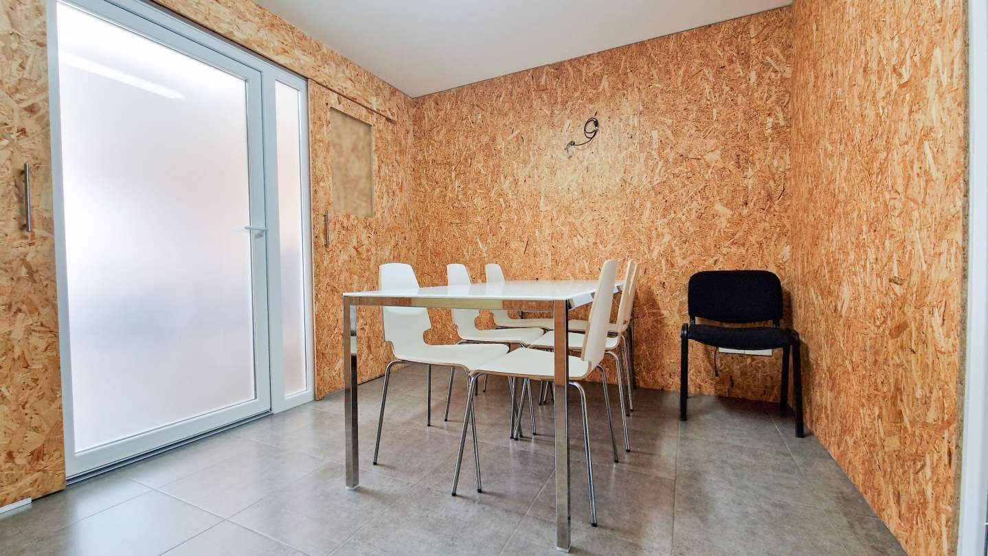 Coworking Gipuzkoa | Sala de reuniones de 9.5